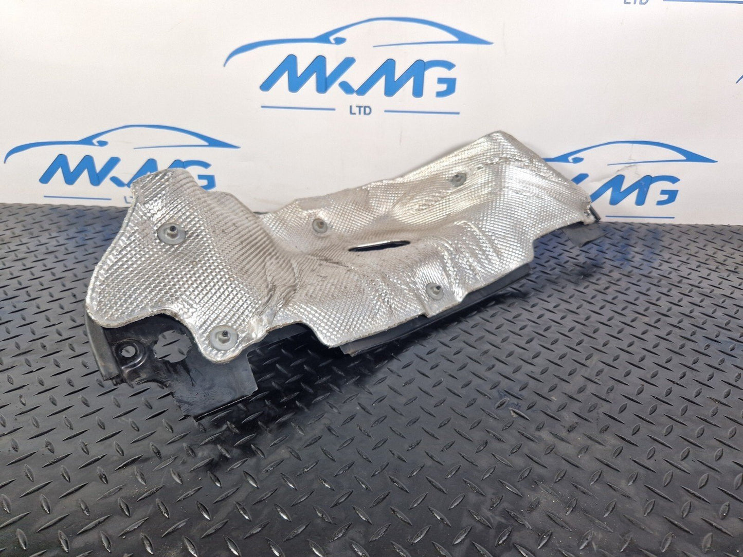 16-19 AUDI A4 B9 GENUINE BULKHEAD FIREWALL HEAT PROTECTION SHIELD 8W0819523C