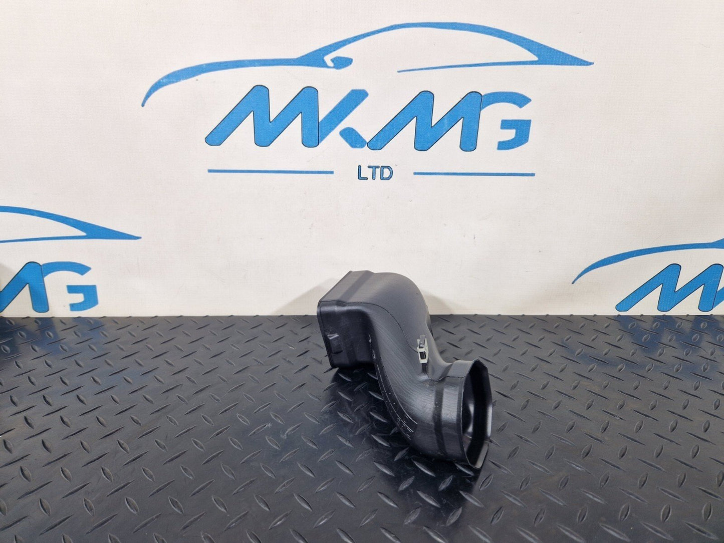 18-ON MERCEDES BENZ SPRINTER W907 OEM CABIN AIR DUCT CHANNEL A9078304301
