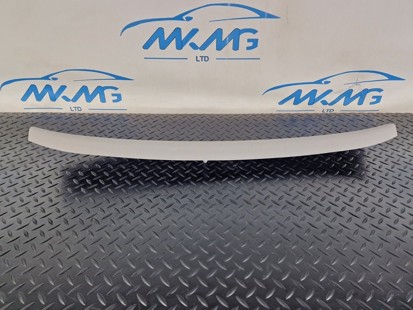 14-21 BMW 2 SERIES F45 F46 218i TAILGATE BOOT CENTRAL INNER TRIM PANEL 8065340