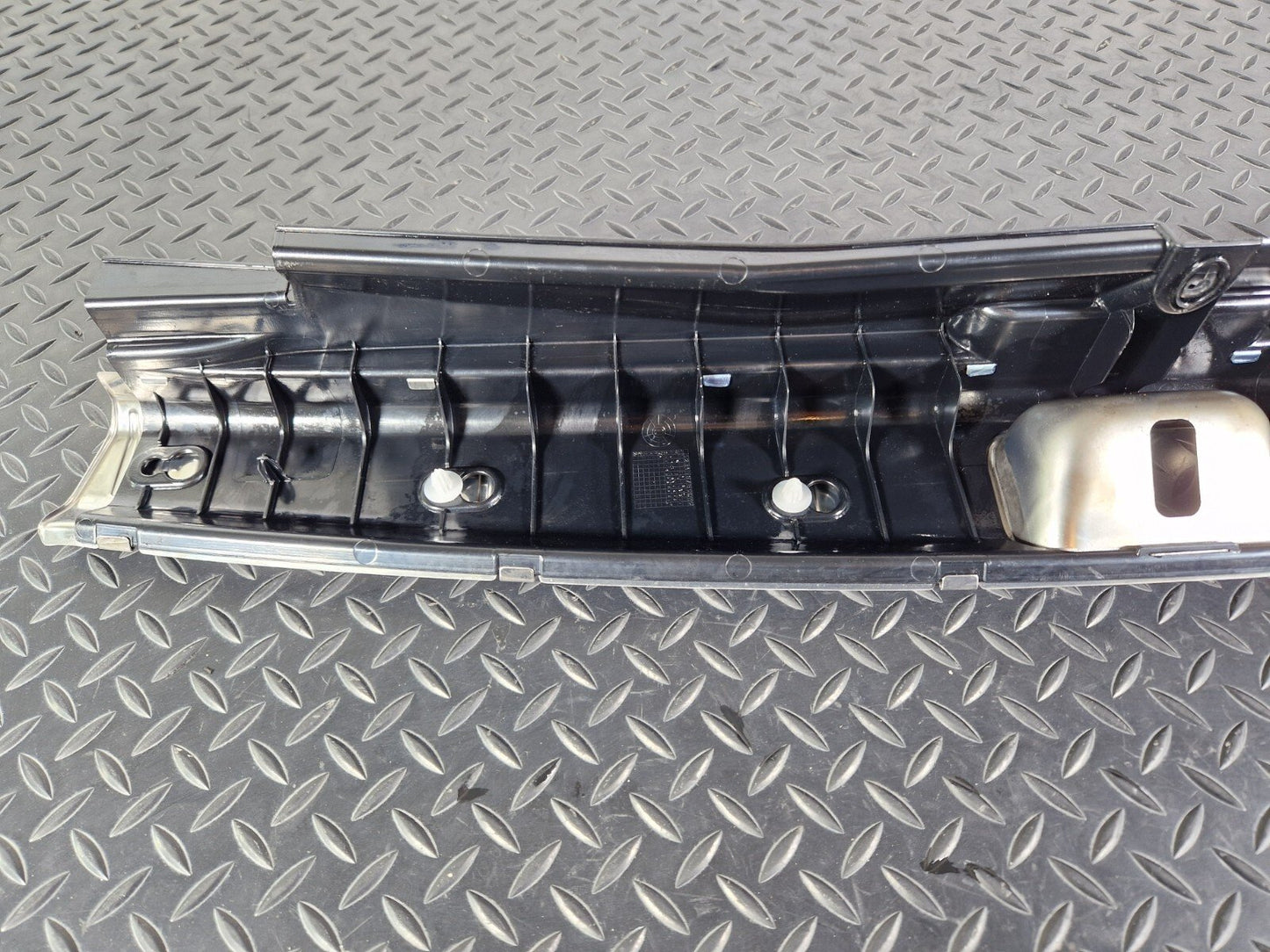 14-21 MERCEDES BENZ C220d W205 TAILGATE BOOT LID TRIM COVER A2056902501