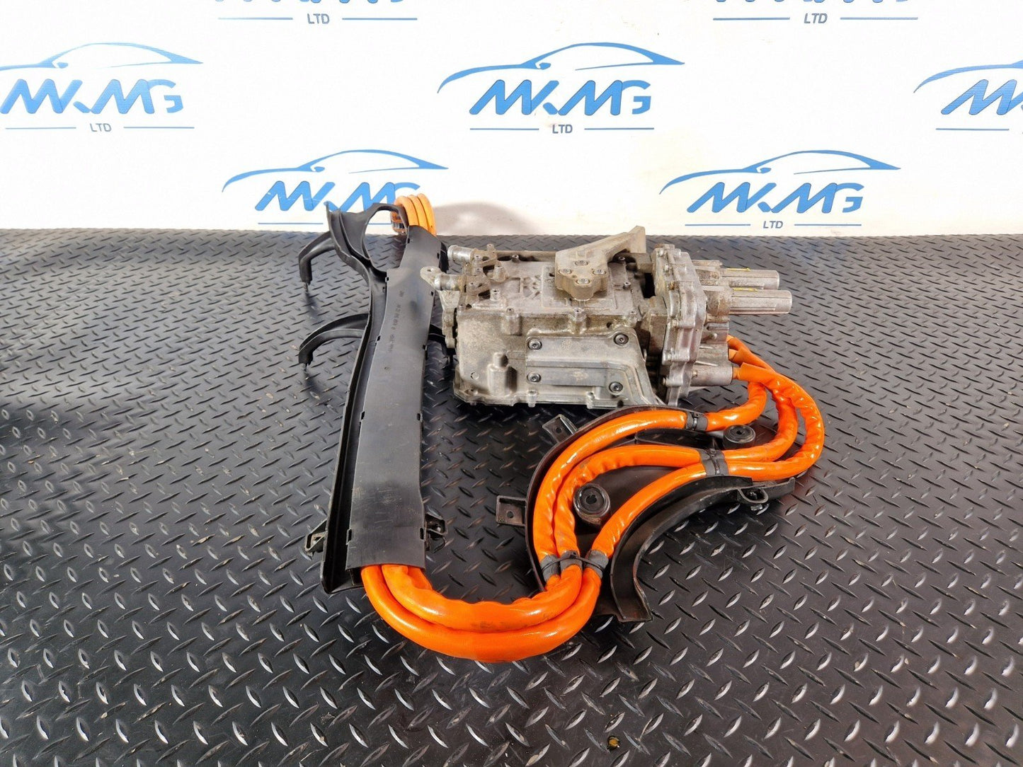 16-19 MERCEDES BENZ GLE W166 HYBRID BATTERY CONTROL UNIT ASSEMBLY A2769004101