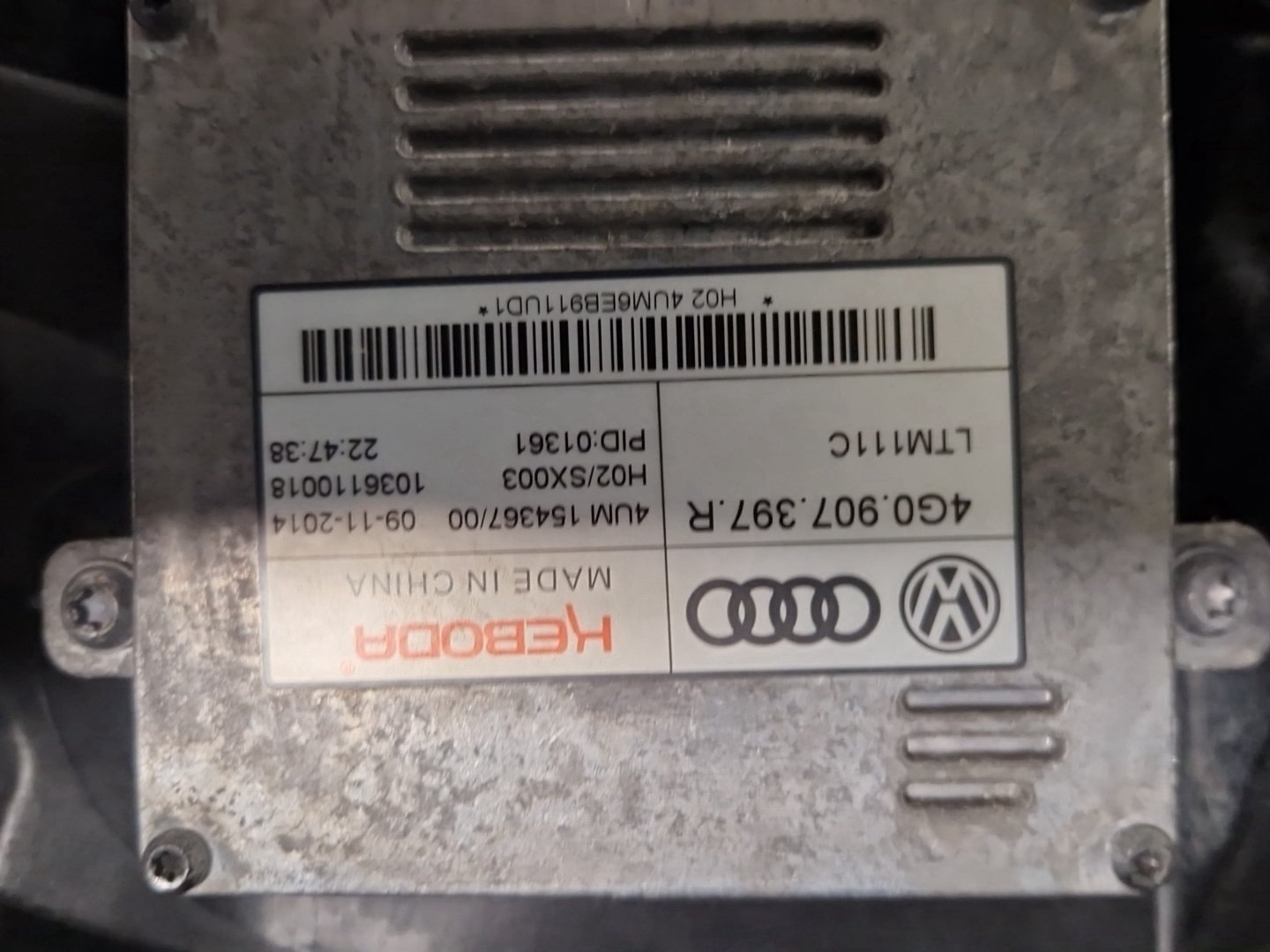 Audi A6 C7 Genuine Front Left N/S Passenger Headlight *Damaged*