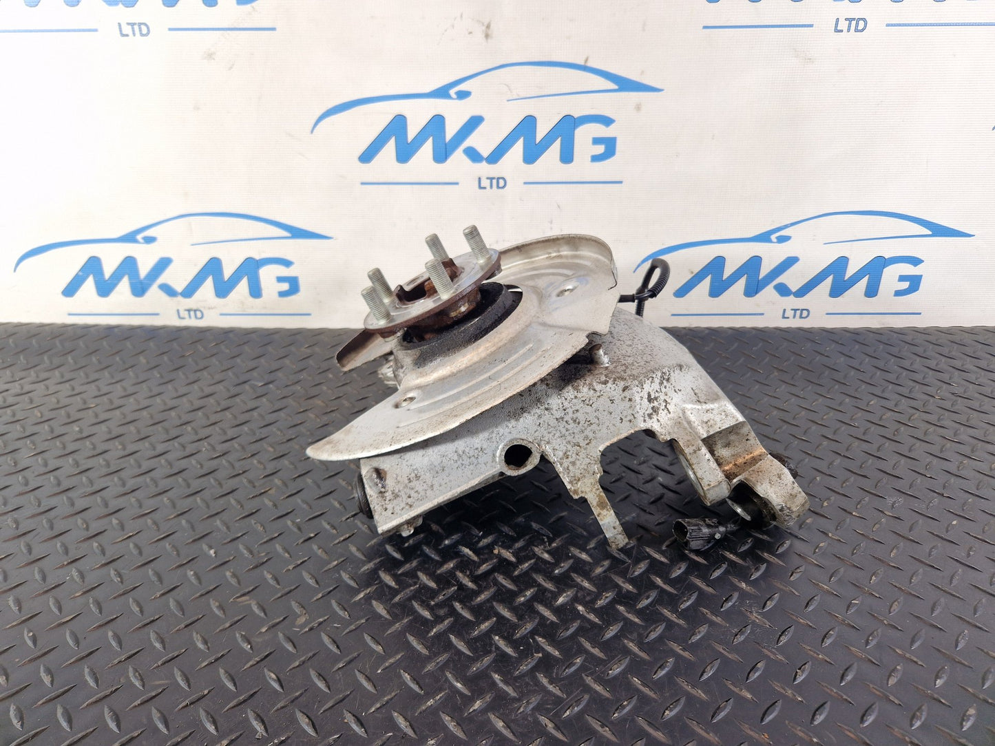 Land Rover Range Rover Evoque L551 SUV Rear Right Wheel Hub FK72-2C028-AD