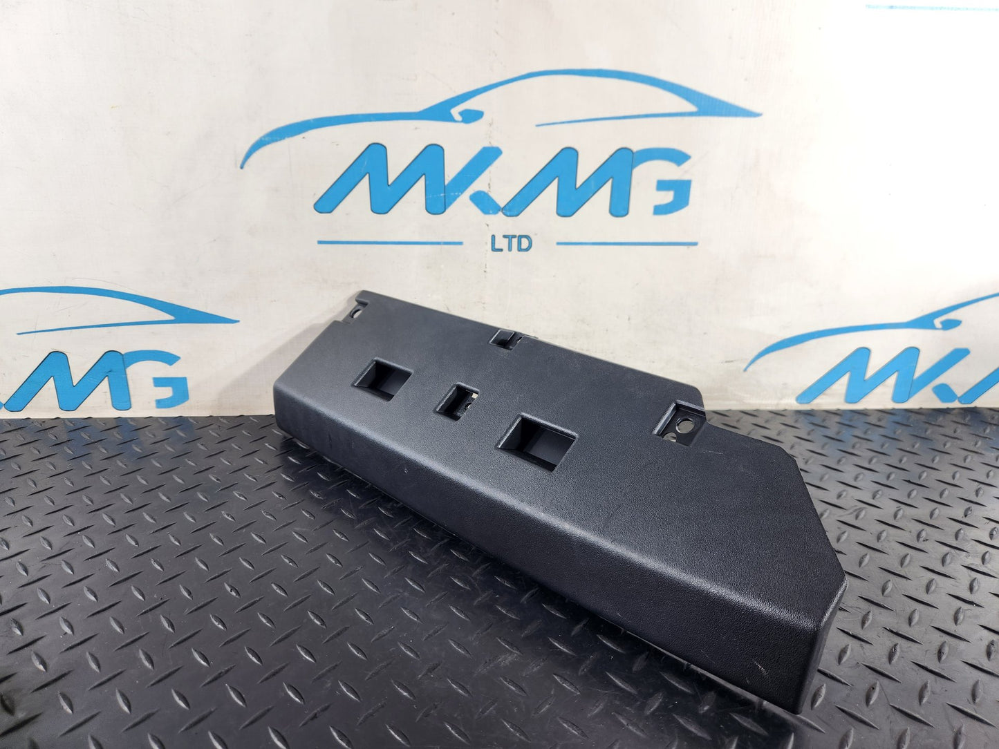 Land Rover Range Rover Evoque L551 SUV Genuine Lower Glovebox Trim K8D2044M91B