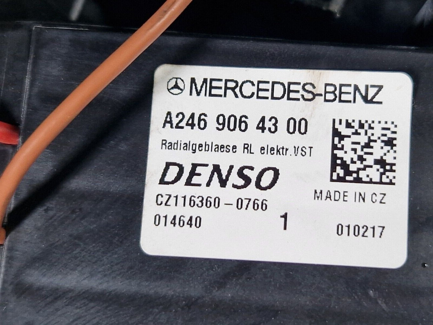 14-20 MERCEDES BENZ GLA X156 AIR CON HEATER MATRIX HOUSING BOX A2468302302