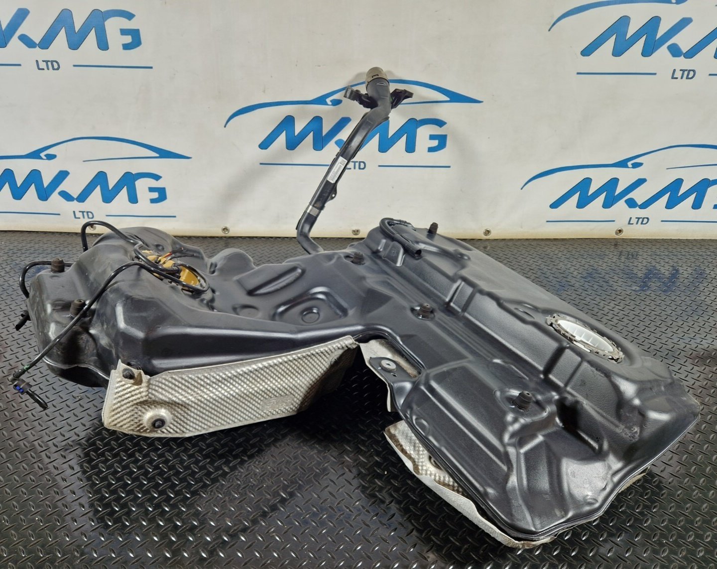 12-18 AUDI A6 C7 3.0 TDI DIESEL GENUINE FUEL TANK & PUMP 4GX201021 4G0919050C