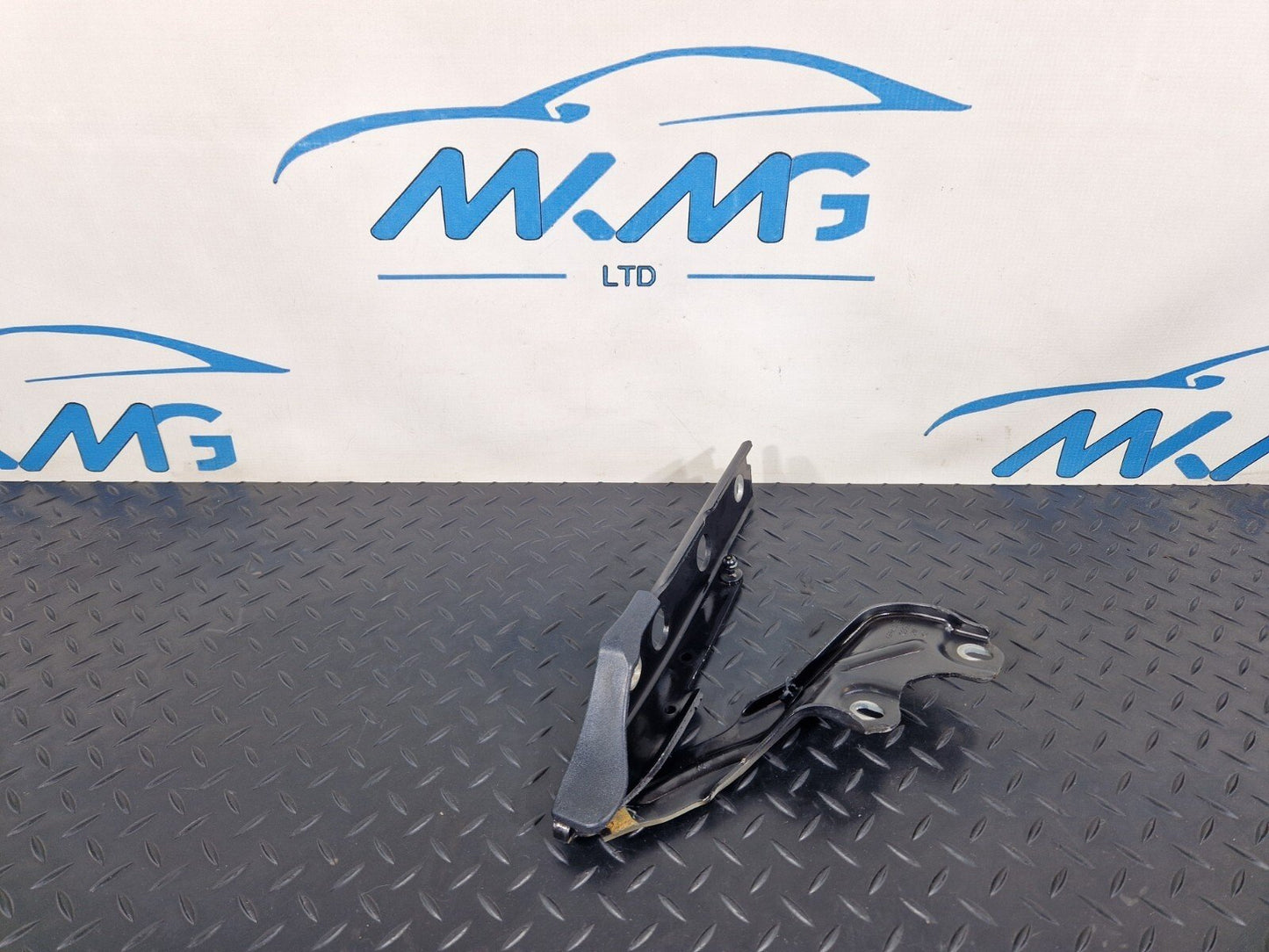 10-18 AUDI A7 4G S-LINE GENUINE BOONET HOOD HINGE 4G8823331D
