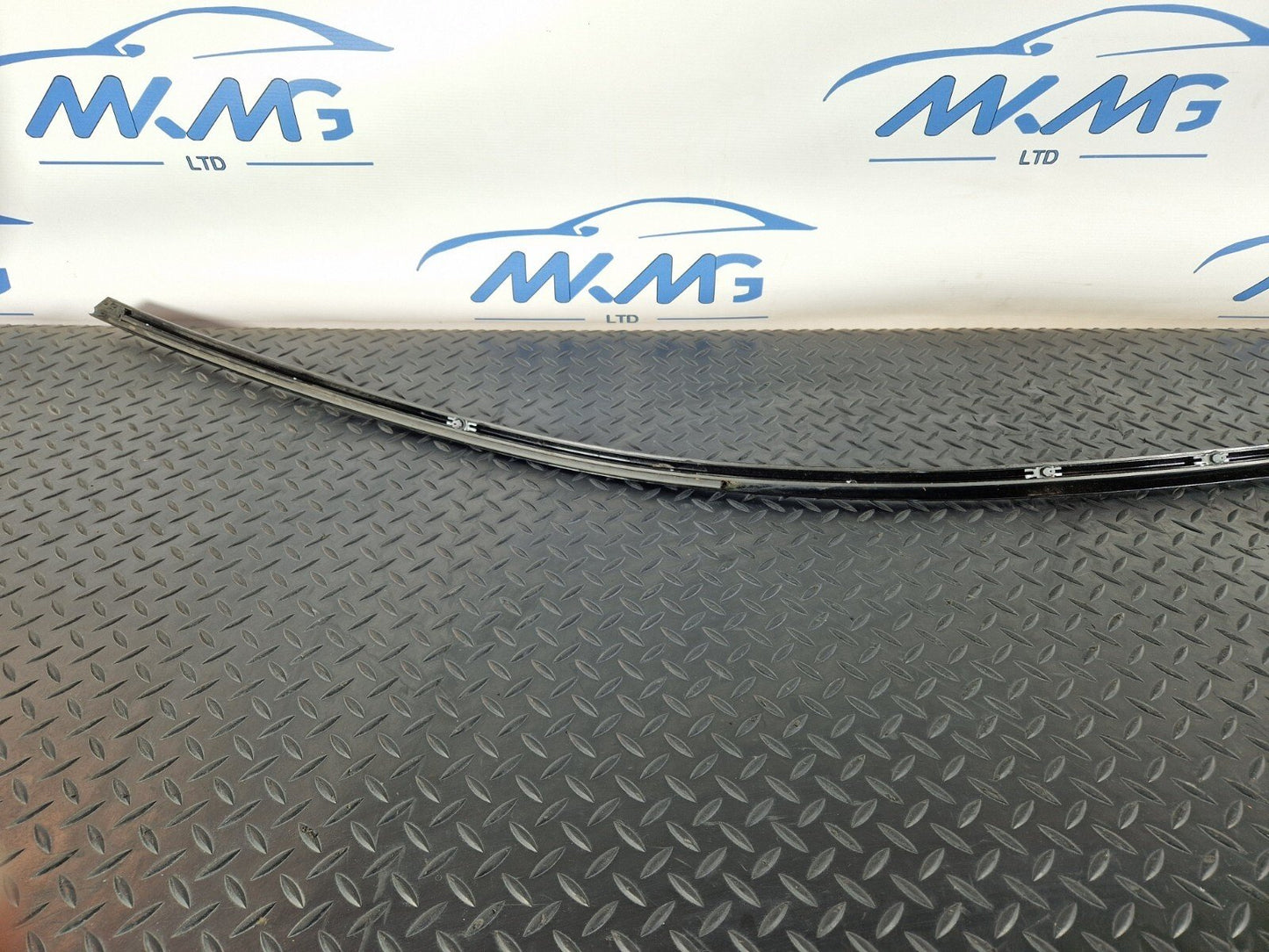 12-18 BMW 3 SERIES F31 LCI LEFT PASSSENGER SIDE DOOR WINDOW MOULDING TRIM