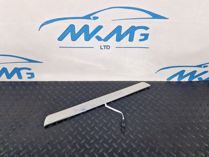 19-ON MERCEDES BENZ CLA C118 GENUINE FRONT DOOR SILL COVER TRIM A1186804800