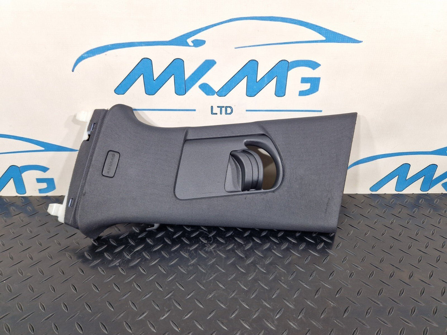 16-19 AUDI A4 AVANT B9 S-LINE LEFT PASSENGER SIDE B-PILLAR TRIM COVER 8W0867243
