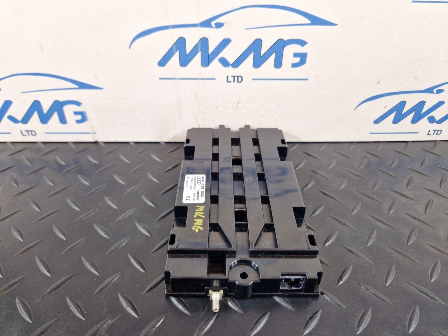 12-18 AUDI A6 C7 GENUINE OEM TELEPHONE COUPLING RECEPTION AMPLIFIER 4G0035502