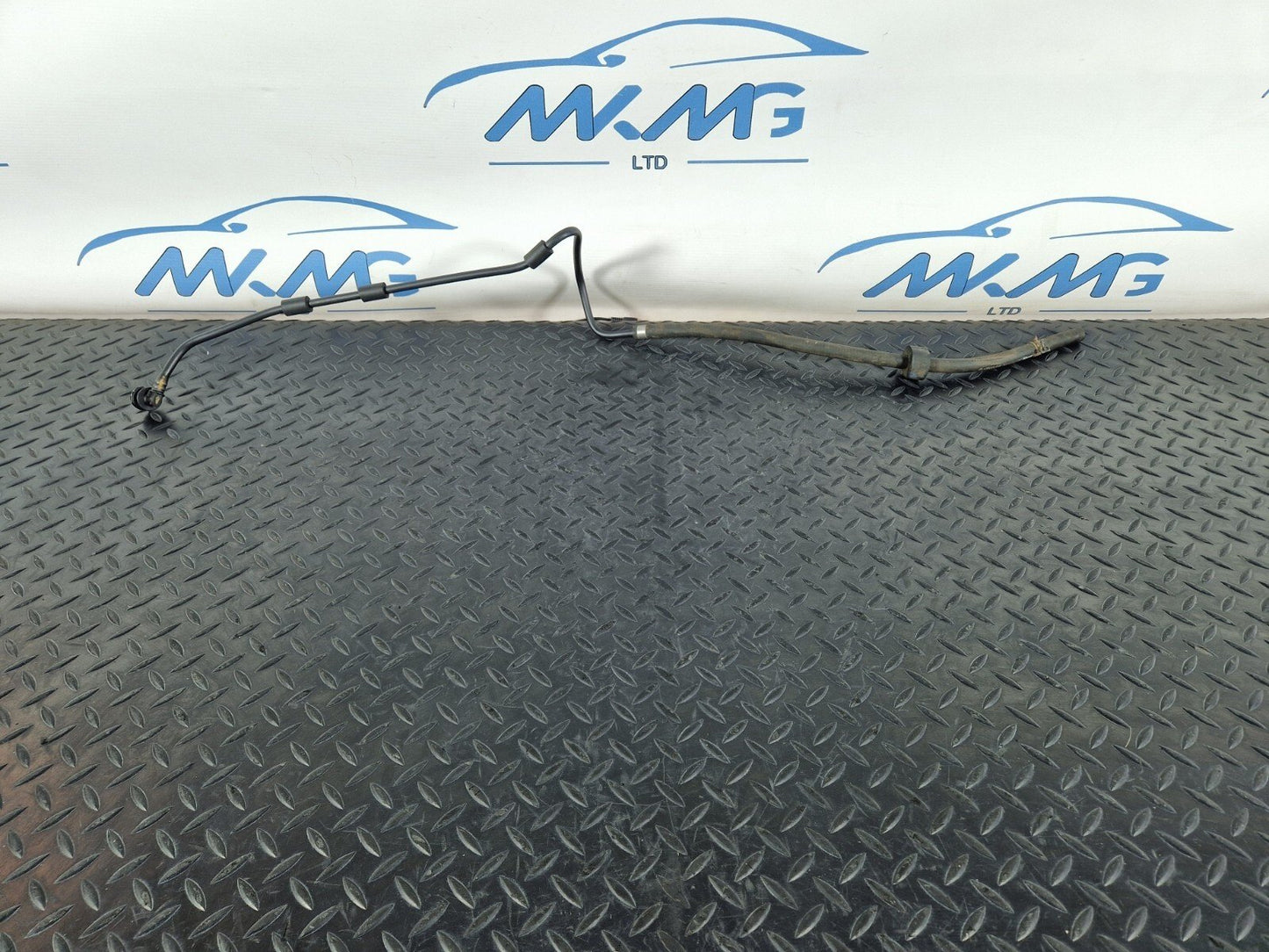 14-21 MERCEDES C200d W205 GENUINE OEM WINDSHIELD WASHER HOSE PIPE A2058308004