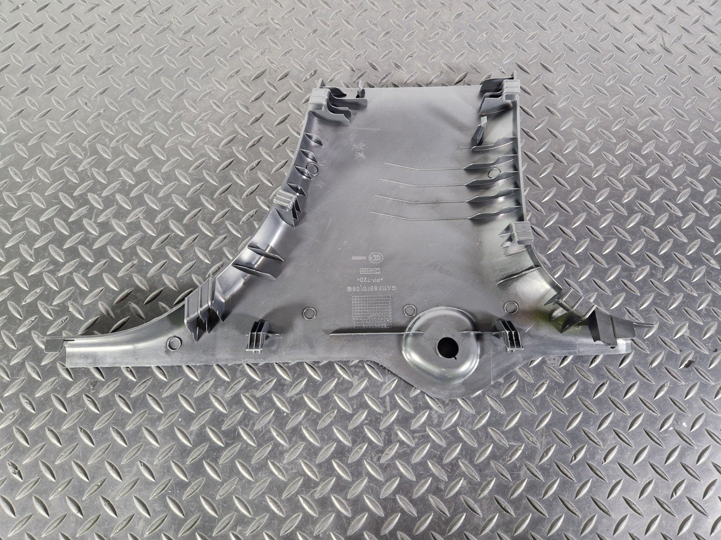 13-19 MERCEDES BENZ CLA C117 AMG INTERNAL LOWER B PILLAR TRIM NS A1176910108
