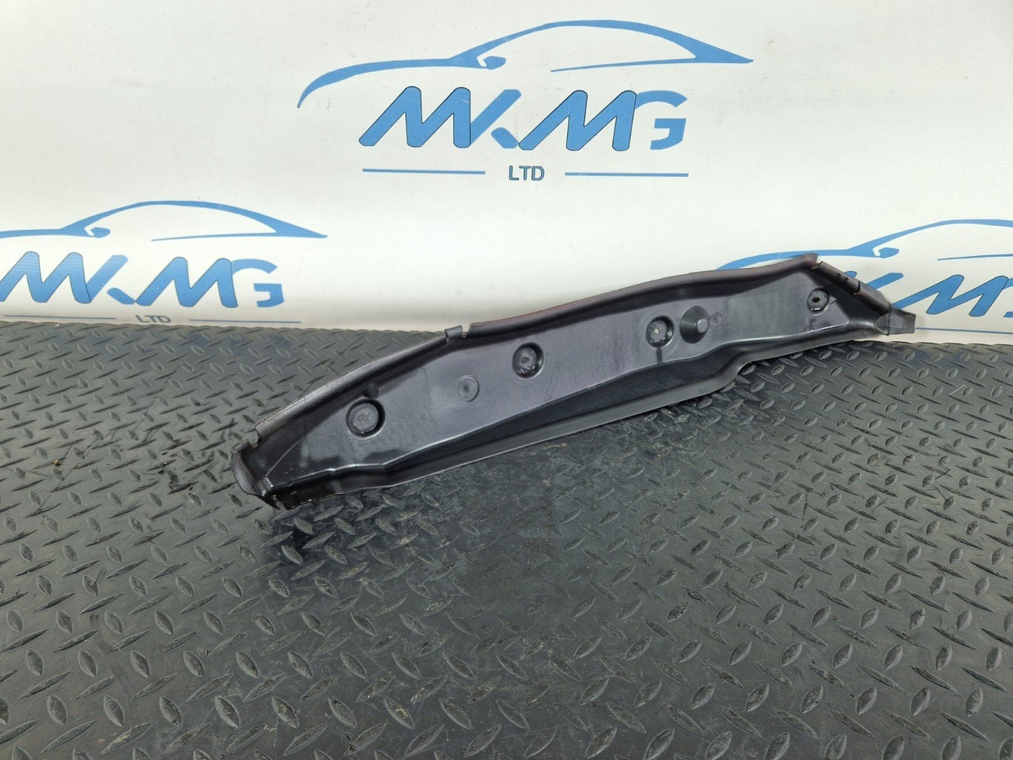12-18 MERCEDES BENZ B-CLASS W246 OEM FRONT LEFT FENDER WING PLASTIC A2468890925