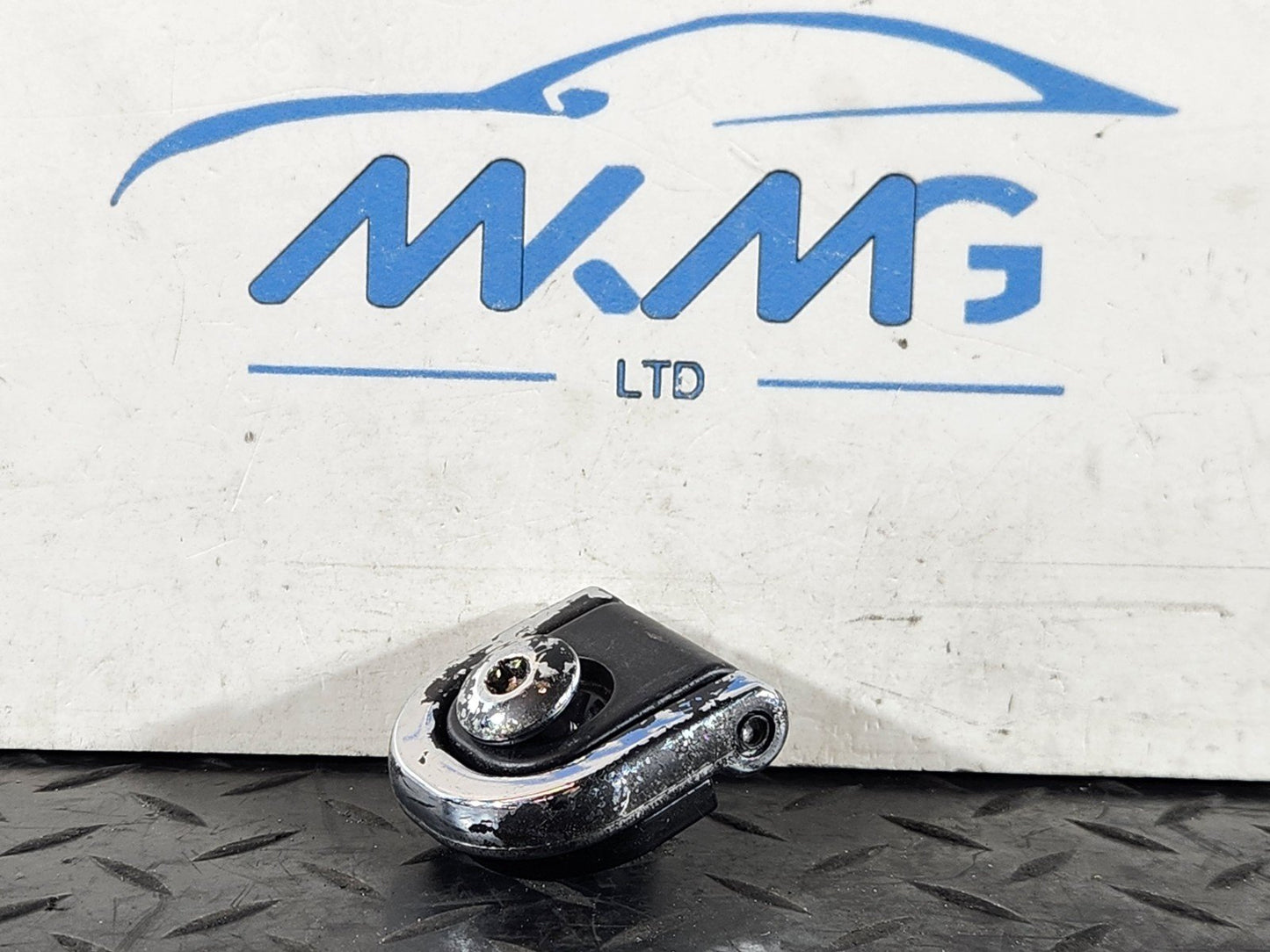 13-23 RANGE ROVER SPORT L494 BOOT COMPARTMENT FLOOR CARGO HOOK