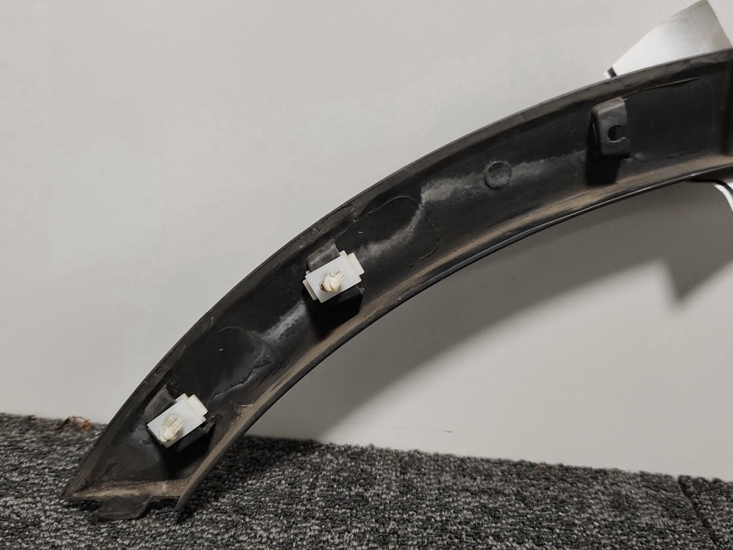 Vauxhall Mokka MK1 (G1U0) SUV Rear Left N/S Wheel Arch Moulding 95164505