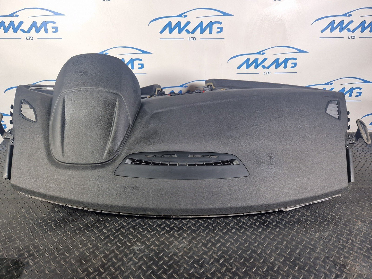 14-21 BMW 2 SERIES F45 F46 GENUINE COMPLETE DASHBOARD PANEL WITH N/S A-BAG