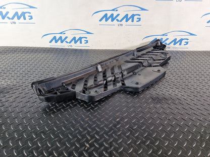 16-20 AUDI Q7 4M GENUINE REAR CENTRE CENTRE MOUNTING BRACKET 4M0807329