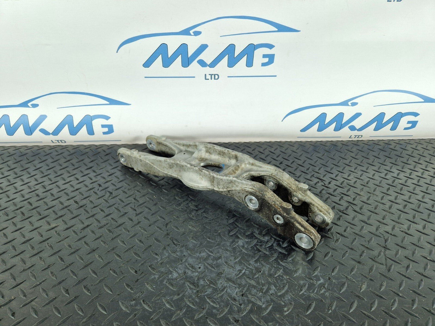 14-21 MERCEDES C CLASS W205 GENUINE REAR LEFT OR RIGHT CONTROL ARM A2053300