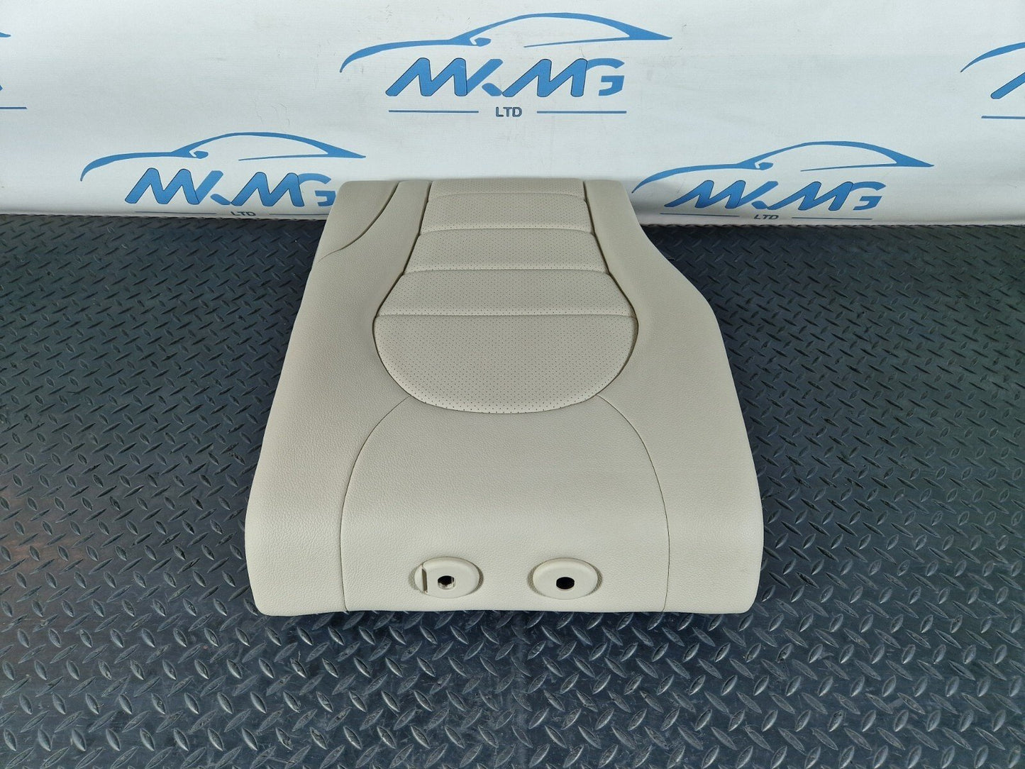 14-21 MERCEDES BENZ W205 GENUINE REAR RIGHT O/S LEATHER SEAT BACKREST BEIGE