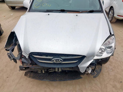 2006 Kia Carens MK2 (UN)