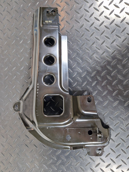 14-21 MERCEDES BENZ W205 OEM BOOT TRUNK FLOOR RIGHT SUPPORT BRACKET A2056100002