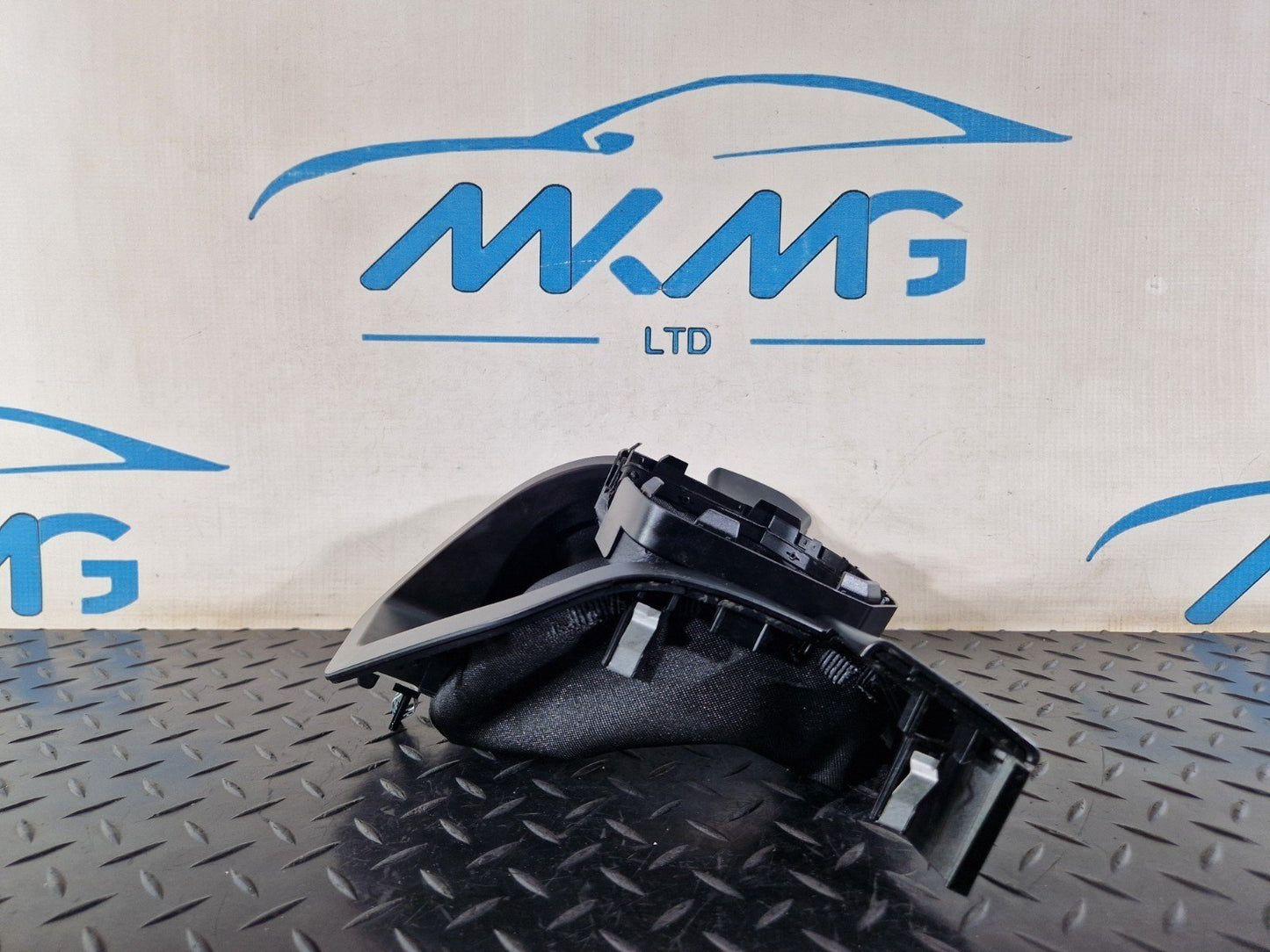 16-19 MERCEDES BENZ GLE W166 OEM STEERING WHEEL COLUMN SURROUND TRIM A1666803407