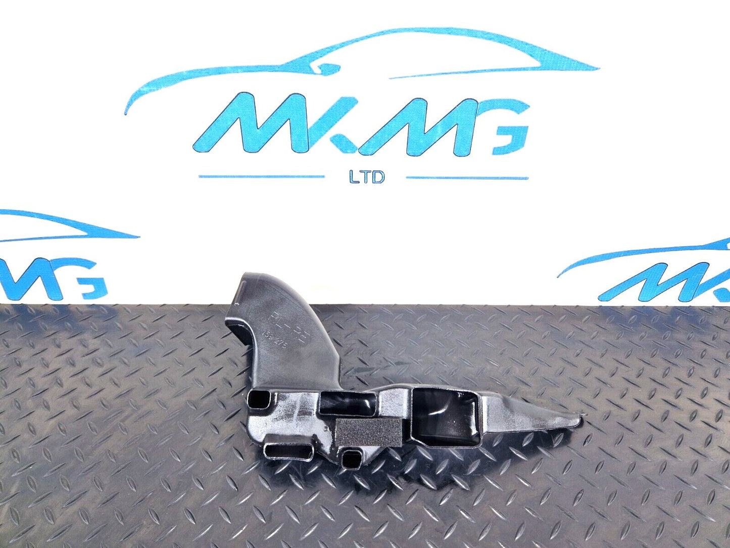 12-18 AUDI A6 C7 RIGHT FRONT FOOTWELL VENT AIR DUCTING OUTLET 4G2819152