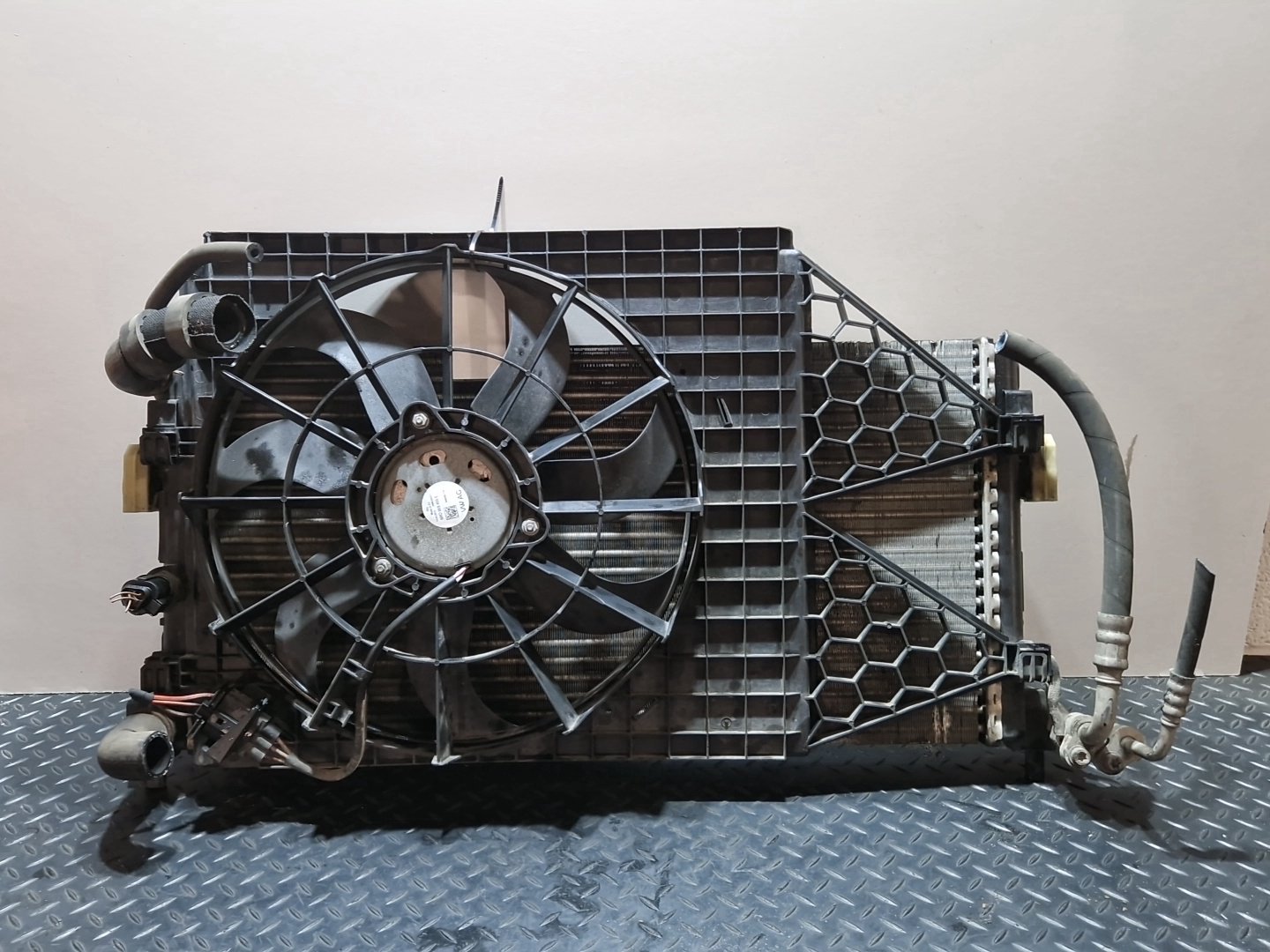 Seat Ibiza 1.4L Petrol 63kw CGGB Genuine Radiator Water Fan Rad Pack 6R01212530