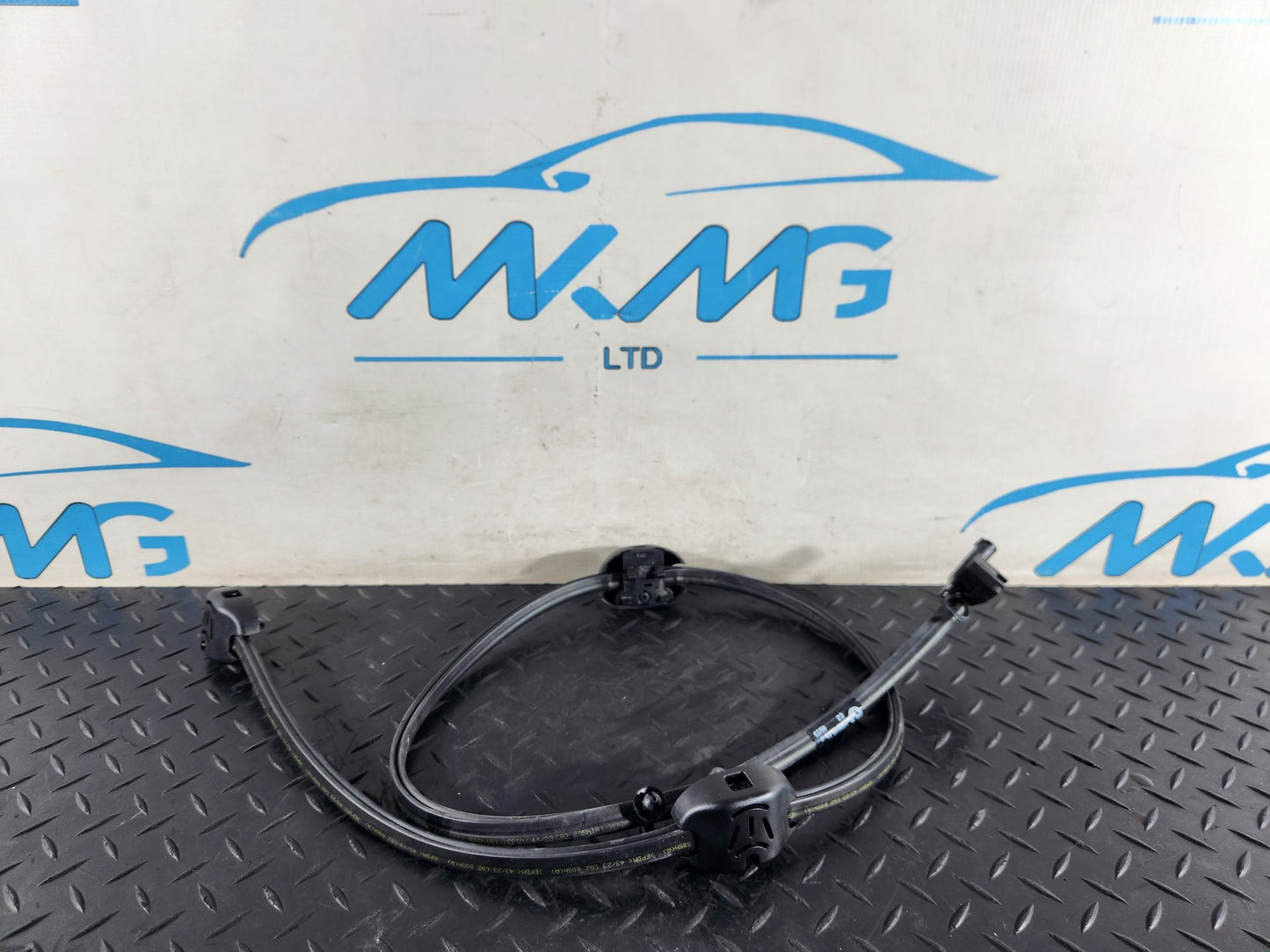 BMW 118i F40 Hatchback Genuine Windscreen Washer Nozzle Chain System 7453968