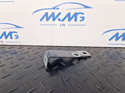 16-19 AUDI A4 AVANT B9 S-LINE FRONT DRIVER SIDE WING BRACKET 8W0821434B