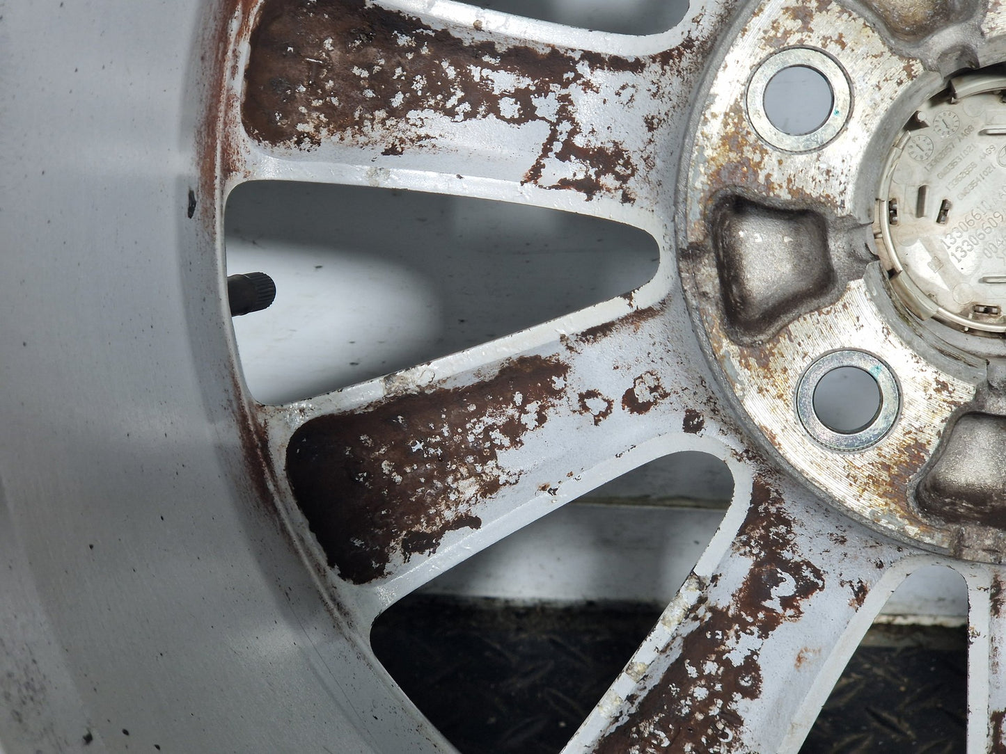 Vauxhall Meriva MK2 16" Alloy Wheel with Tyre 3mm 205/55/16