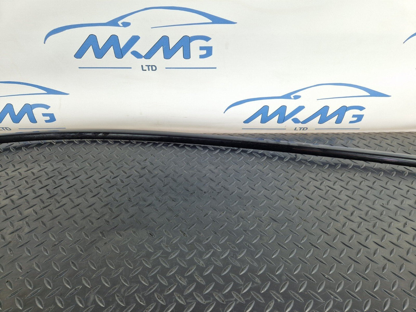 12-18 BMW 3 SERIES F31 LCI LEFT PASSSENGER SIDE DOOR WINDOW MOULDING TRIM