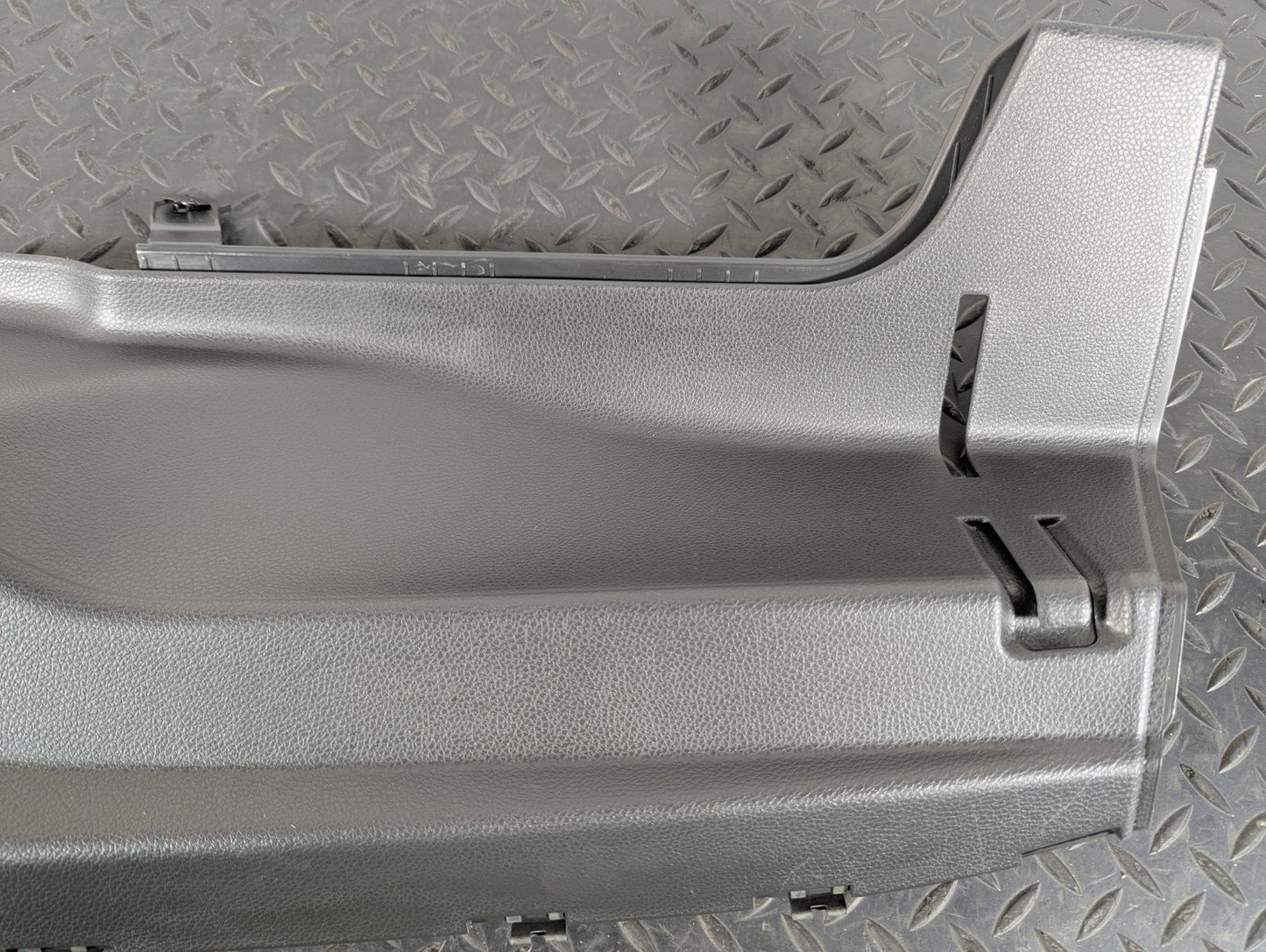 13-19 MERCEDES BENZ CLA C117 REAR LEFT C PILLAR TRIM COVER OEM A1176901125