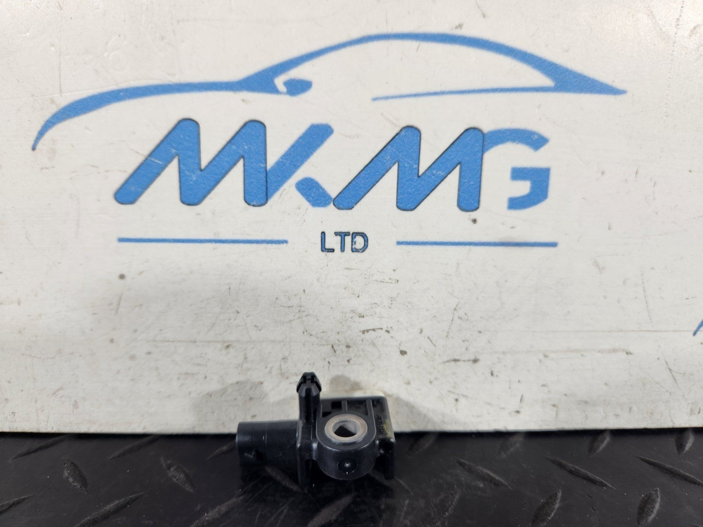 MERCEDES A B CLA GLE W166 W176 W247 OEM CRASH IMPACT CONTROL SENSORS A1668210151