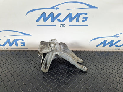 16-19 AUDI A4 AVANT B9 GENUINE RIGHT ENGINE MOUNT BRACKET 8W0199308H