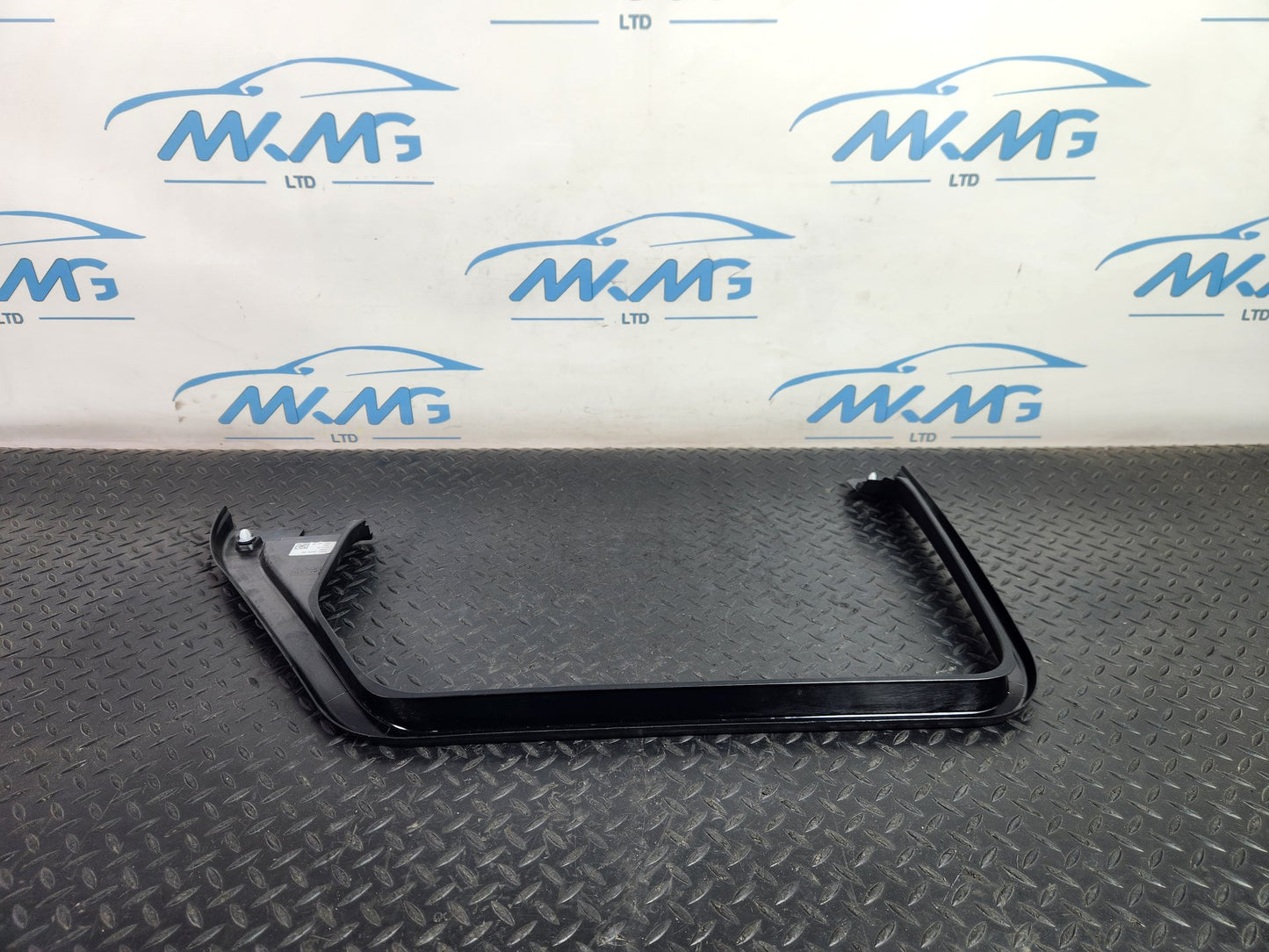 Range Rover Evoque L551 SUV Rear Left Outer Window Frame Trim K8D2-25515-AB