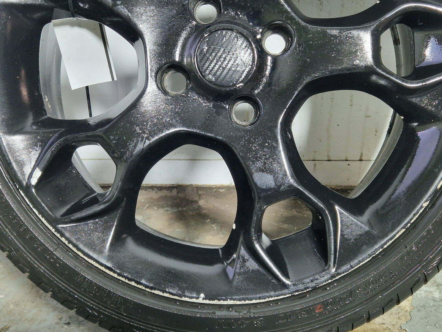 Ford Fiesta MK7 (B299) 17" Alloy Wheel with Tyre 205/40/17 ~4mm