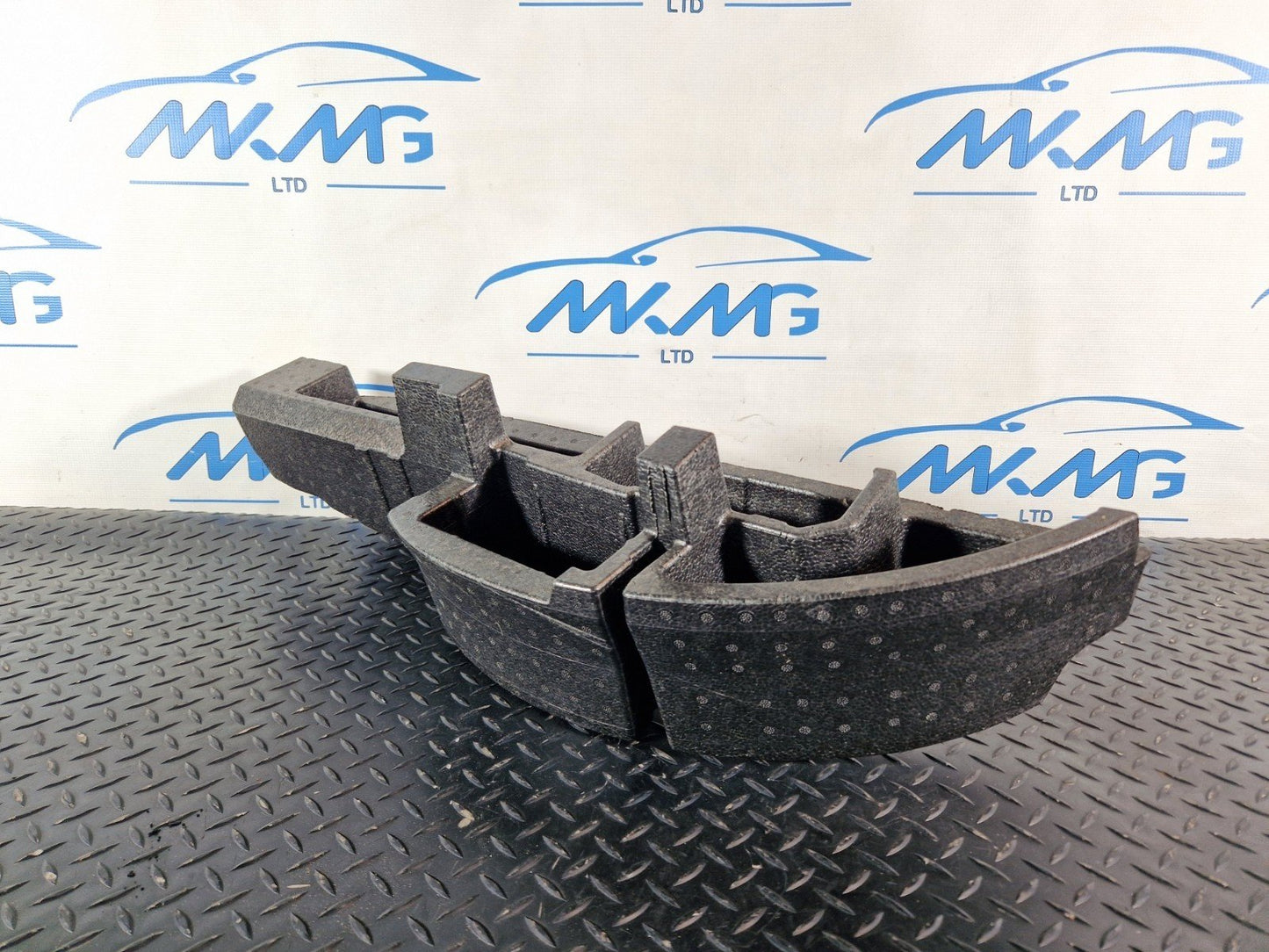 16-20 AUDI Q7 4M GENUINE TOOL KIT JACK TRUNK FOAM 4M0012120B
