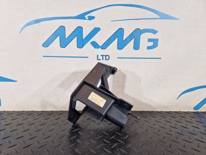 14-23 MERCEDES VITO W447 OEM FRONT RIGHT SIDE LAMP BRACKET A4476928801 1229539X