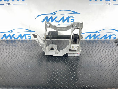 16-19 AUDI A4 B9 GENUINE AUTOMATIC GEARBOX BRAKE PEDAL & FRAME 8W2723140