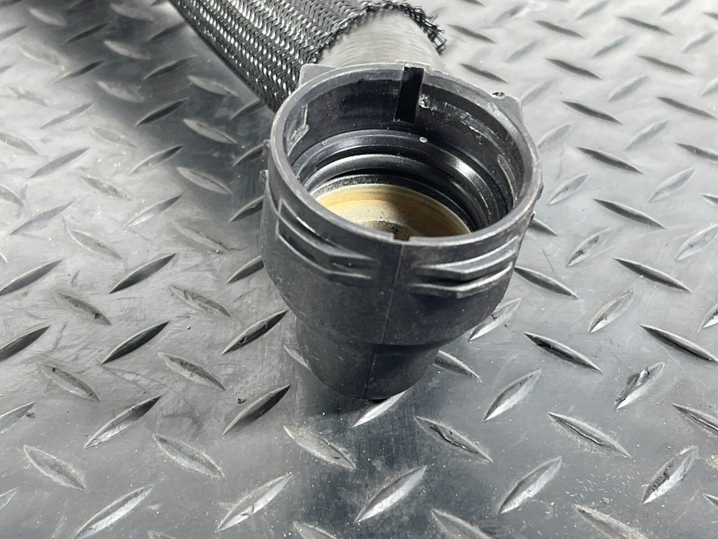 2019-ON  LAND ROVER DISCOVERY L550 COOLANT HOSE PIPE K8D28260AC