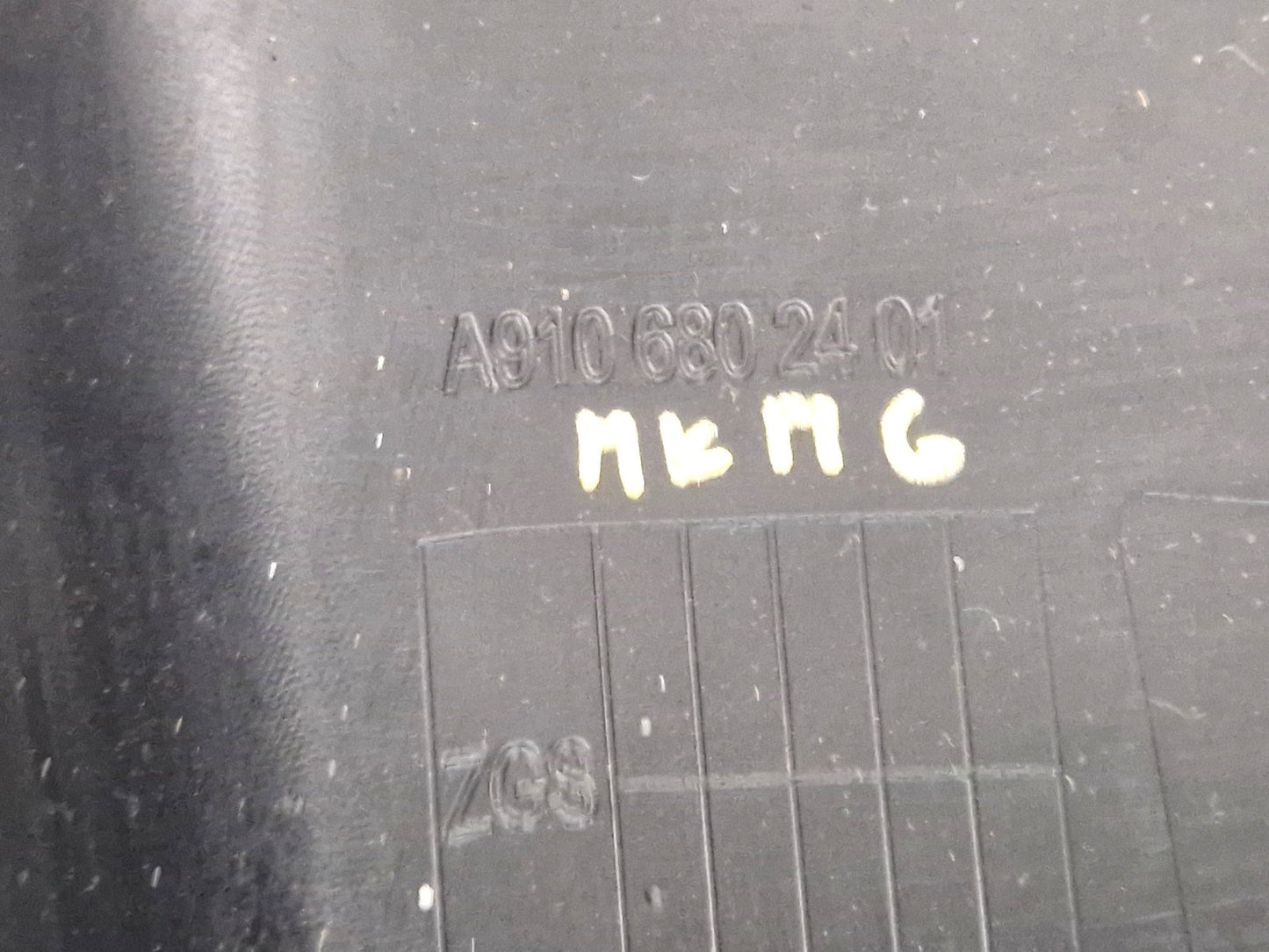 MERCEDES BENZ SPRINTER W907 W910 DASHBOARD CENTER TRIM PANEL A9106892100
