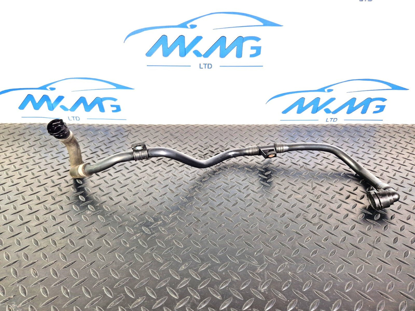 14-21 MERCEDES BENZ C300h W205 GENUINE WATER RADIATOR HOSE PIPE A2055001000