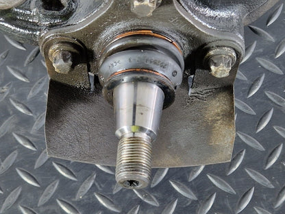 18-ON MERCEDES BENZ SPRINTER W910 2.2 CDI OEM FRONT RIGHT WHEEL HUB A9103320100