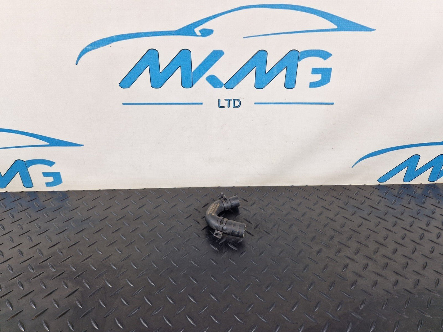 13-19 MERCEDES BENZ CLA C117 AMG OEM COOLANT HOSE PIPE LINE A2702031582