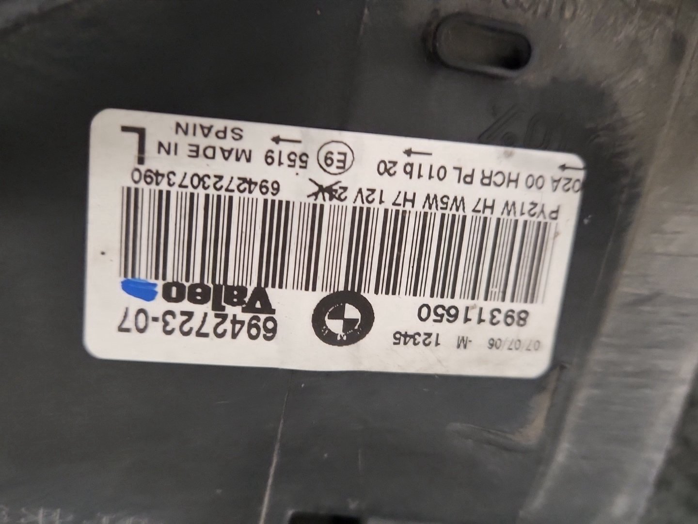 BMW 320d E90 Saloon Genuine Front Left Passenger Headlight 89311650 6942723-07