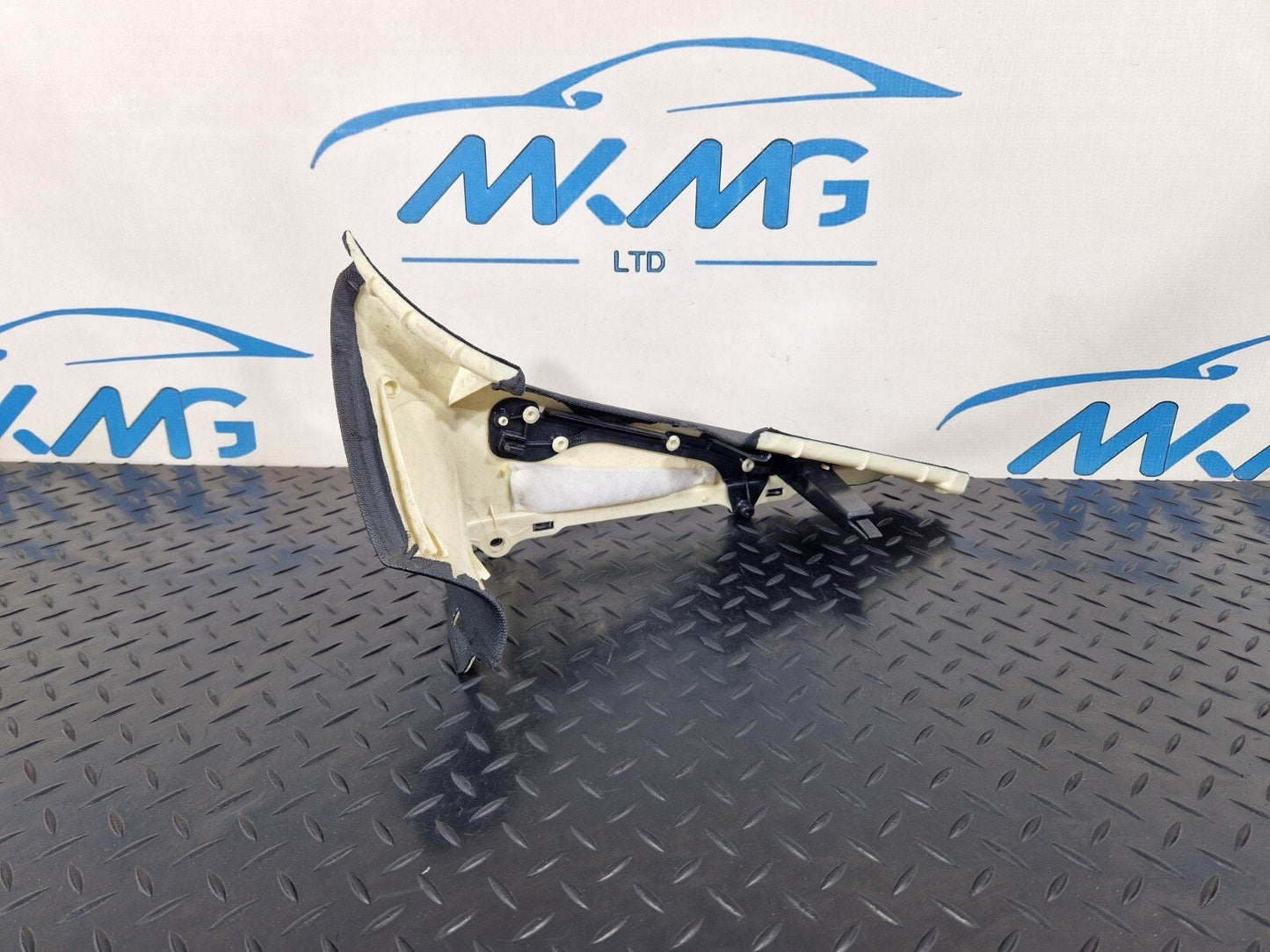 10-18 AUDI A7 4G S-LINE GENUINE REAR LEFT D PILLAR TRIM 4G8867245