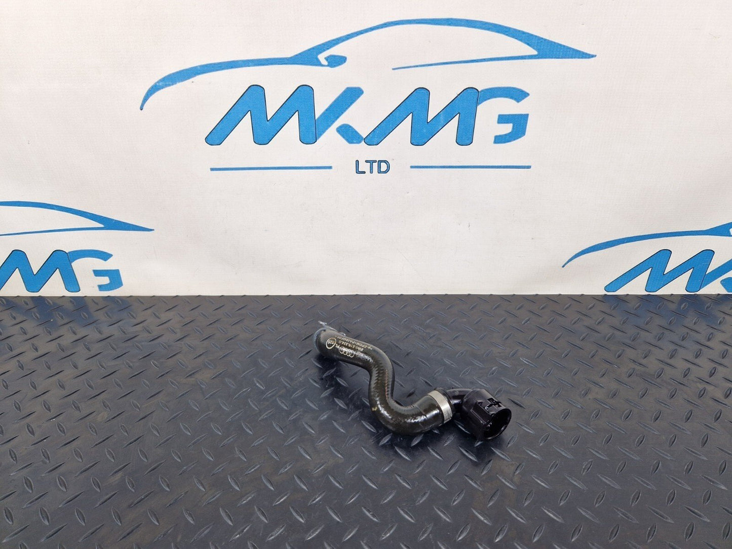 16-19 AUDI A4 B9 GENUINE OEM AIR CON HEATER COOLANT PIPE HOSE 8W0819334G
