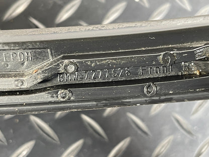 12-18 BMW 3 SERIES F30 F31 GENUINE Right Roof bar rail 7277628
